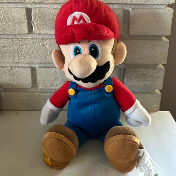 Nintendo Other - Mario Plush